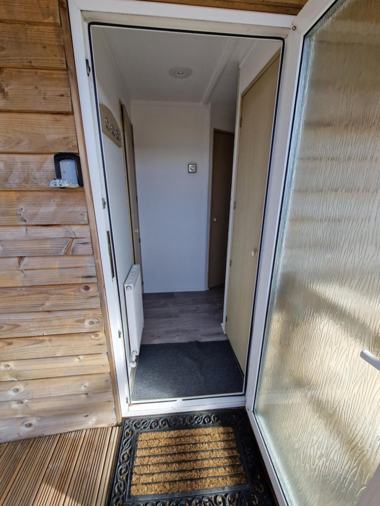 Featheredge Corner Lodge Wells Esterno foto